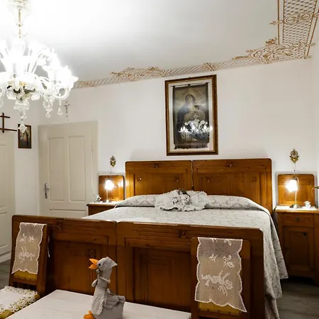 Pensión Palazzo Cervesato: Regina Margherita Santo Stefano Di Cadore