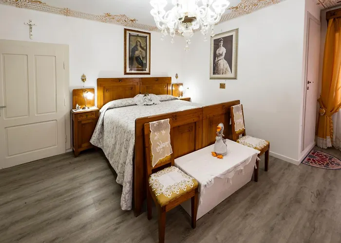 Palazzo Cervesato: Regina Margherita Pensjonat